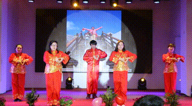 pp电子模拟器机电团队演出
