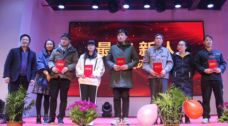 pp电子模拟器机电最佳新人奖