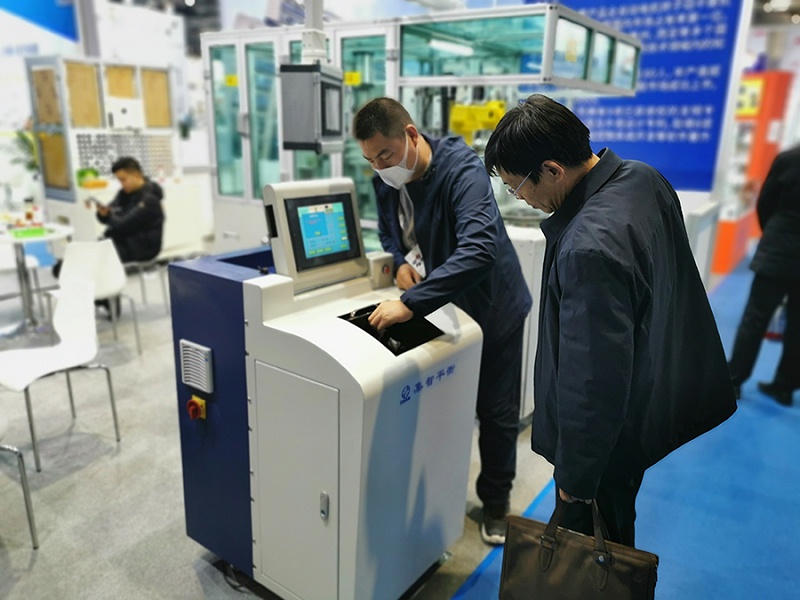 pp电子模拟器平衡机参加上海法兰克福汽配展
